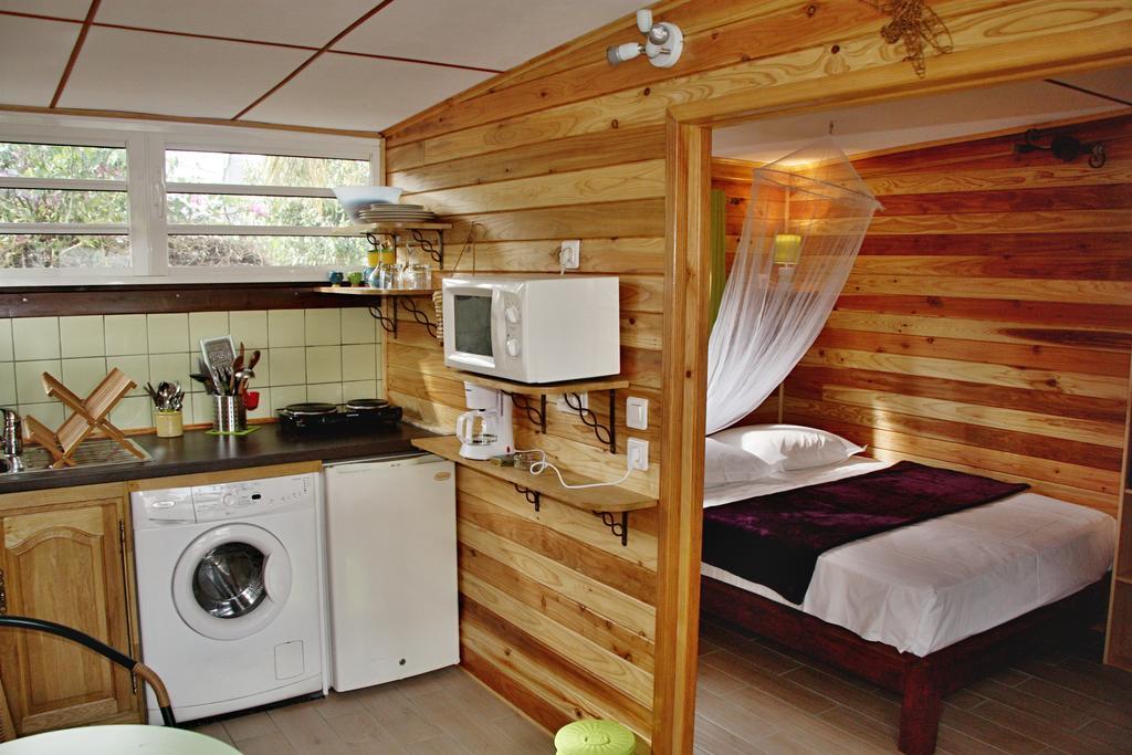 Cazadodo Villa L'Etang-Sale ภายนอก รูปภาพ