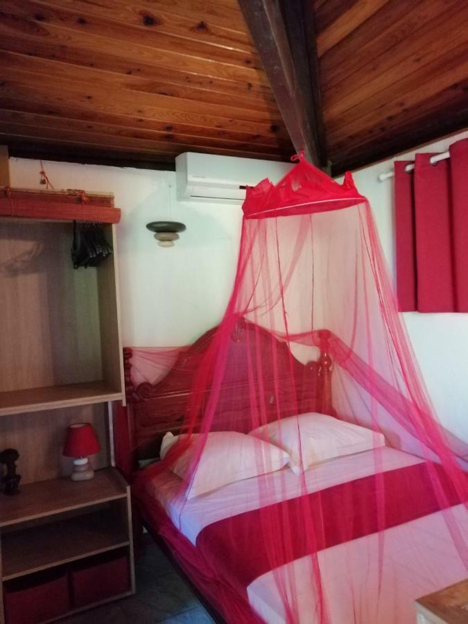Cazadodo Villa L'Etang-Sale ภายนอก รูปภาพ